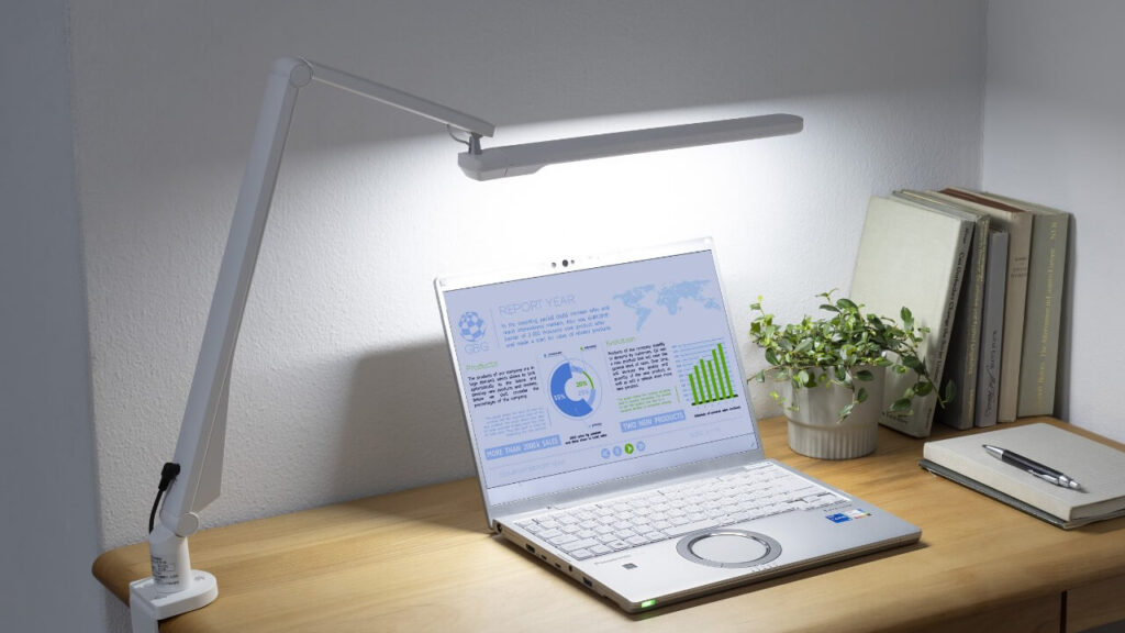 パナソニック SQ-LC470 クランプタイプ LEDデスクライト 設置イメージ